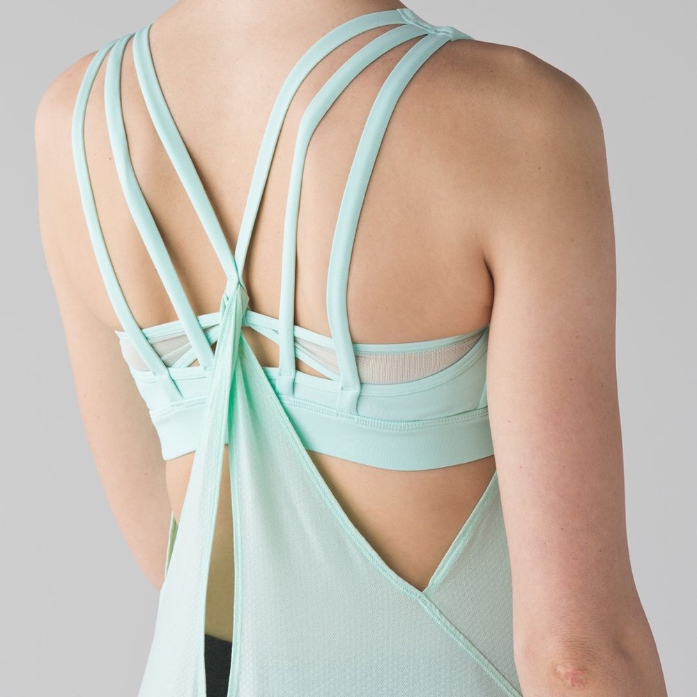 🍏Lululemon Nouveau Limits Tank Sea Mist 6